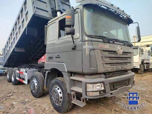 Πιστοποιημένο από το GCC Shacman F3000 8*4 Τρακ με χωρητικότητα κινητήρα 6-8L σε γκρι