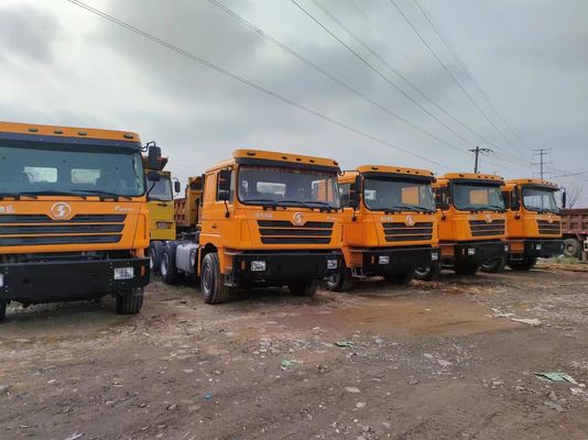 Ιπποδύναμη 351-450hp Χρησιμοποιούμενο φορτηγό έλκησης Shacman F30006X4 για βαριά κεφαλή ημιπροσελήντων