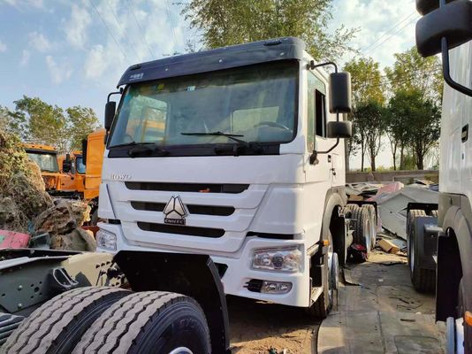 Ισχυρό φορτηγό τρακτέρ Shacman 6*4 351-450hp με υψηλή ιπποδύναμη και ελαστικά 12r22.5
