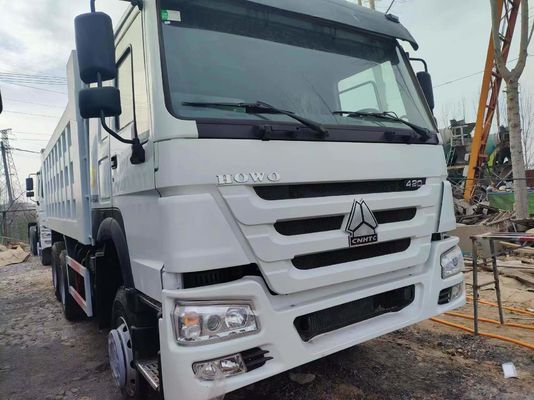 Μεγάλη Ιπποδύναμη Χρησιμοποιούμενο Sinotruk HOWO 8*4 Καμιόνι Με Ραδιακά Ελαστικά 12Ελαστικά