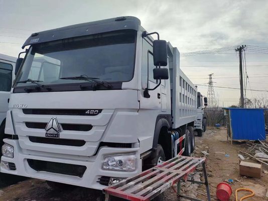 Μεγάλη Ιπποδύναμη Χρησιμοποιούμενο Sinotruk HOWO 8*4 Καμιόνι Με Ραδιακά Ελαστικά 12Ελαστικά