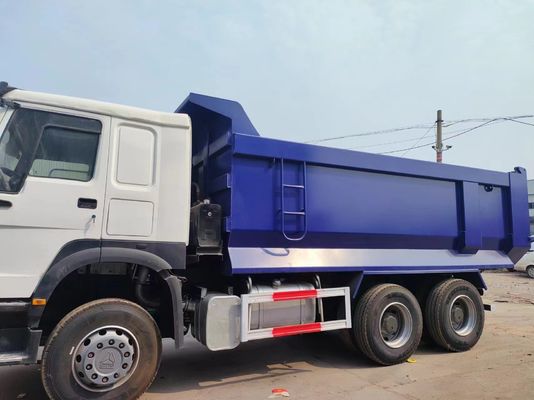 10 ελαστικά Λευκό U-Type Dump Truck Sinotruck HOWO 6*4 σε λευκό και μπλε χρώμα για καθίσματα ≤5