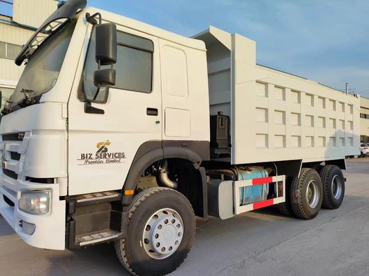 6×4 Μπροστά Στυλ Ανυψώματος Τρακ 351-450HP Χρησιμοποιημένο Sinotruck HOWO 10wheeler Λευκό