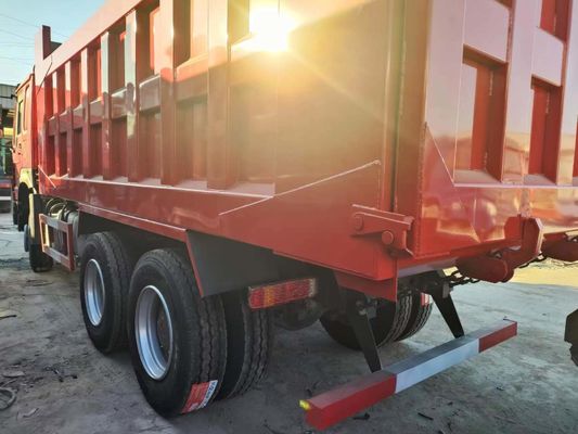 Κόκκινο χρώμα Sinotruk HOWO 6X4 351 450HP Τροχόφορο με χειροκίνητο κιβώτιο ταχυτήτων Τύπος 8×4 τροχός κίνησης