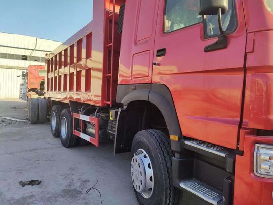 Κόκκινο χρώμα Sinotruk HOWO 6X4 351 450HP Τροχόφορο με χειροκίνητο κιβώτιο ταχυτήτων Τύπος 8×4 τροχός κίνησης