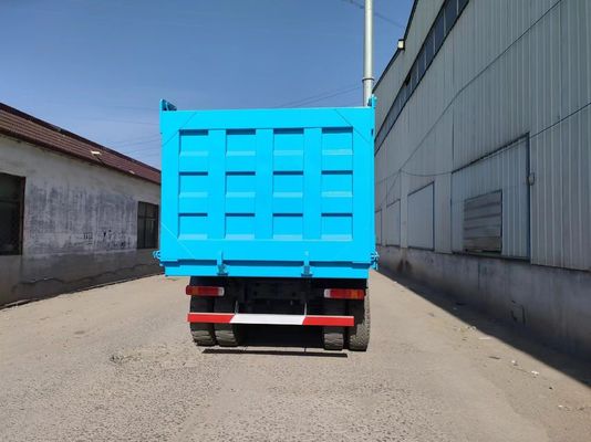 Σχεδιασμός ακτίνων ελαστικών HOWO Dump Truck SX3255DR384 για λύσεις μεταφοράς βαρέων φορτίων
