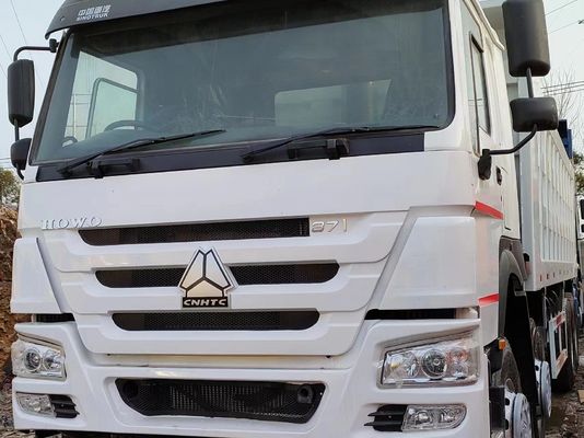 ZZ3257N3847B Τελαχιστοφόρος Η αξιόπιστη λύση για τη μεταφορά λευκού υλικού
