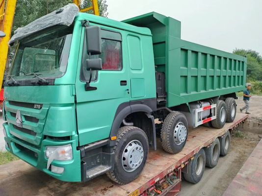 12 Ελαστικά Sinotruk HOWO 8*4 Καμιόνι απορριμμάτων μεταχειρισμένο φορτηγό πράσινο με χειροκίνητο κιβώτιο