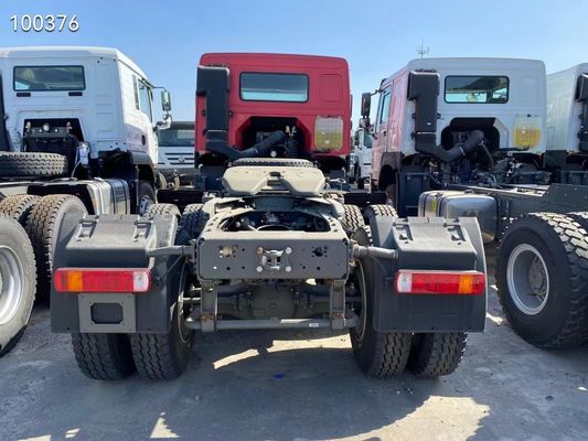 Σχεδιασμός ελαστικών χωρίς σωλήνες Ελκυστήρας με κόκκινη κεφαλή Sinotruk HOWO 6*4 Ελκυστήρας σε καλή κατάσταση