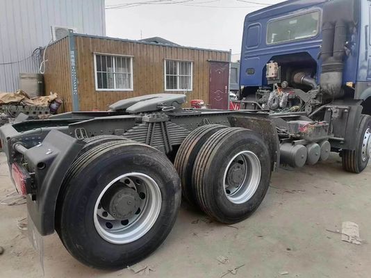 Καλή κατάσταση Μπλε φορτηγό Sinotruk HOWO 6*4 φορτηγό τρακτέρ με χωρητικότητα 4-6L