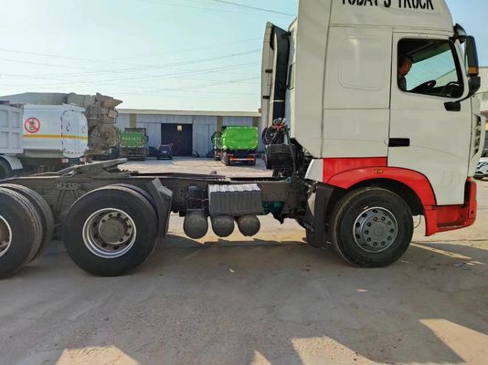 Σινοτρούκ Howoa7 Τρακτέρ Τρακ κεφαλής με Weichai κινητήρα 6800x2500x3500mm και αποδοτικότητα