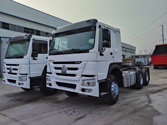 Χρησιμοποιούμενο HOWO 6X4 420HP Μεγάλη Ιπποδύναμη Τρακτέρ Τρακτέρ με χειροκίνητο κιβώτιο