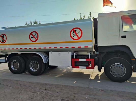 HOWO 6*4 26000λίτρων 340HP Μεταφορές πετρελαίου Μεταφορές καυσίμων Τανκέρ για ≤5 θέσεις