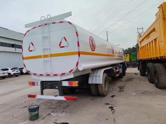 351-450hp Siontruk HOWO Euro 3/4/5 8*4 Τεχνόφορο καυσίμου 10350X2496X3048mm για παράδοση καυσίμου