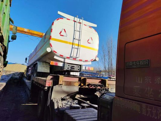 351-450hp Siontruk HOWO Euro 3/4/5 8*4 Τεχνόφορο καυσίμου 10350X2496X3048mm για παράδοση καυσίμου