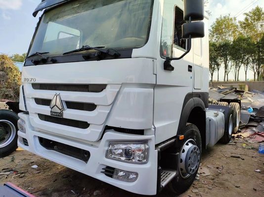Sinotruck HOWO Φορτηγό Μεταφοράς ξυλείας Μεταφορικό φορτηγό ρυμουλκούμενο με χωρητικότητα κινητήρα 6-8L