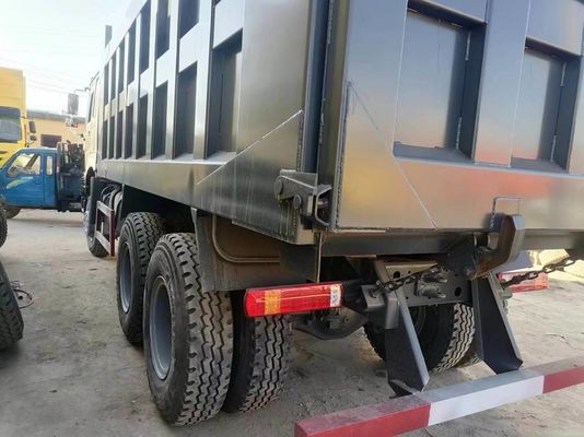 Χρησιμοποιούμενο Sinotruk HOWO 6*4 φορτηγό 10 τροχών Μέγεθος 8500*2496*3450 mm Euro 3/4/5