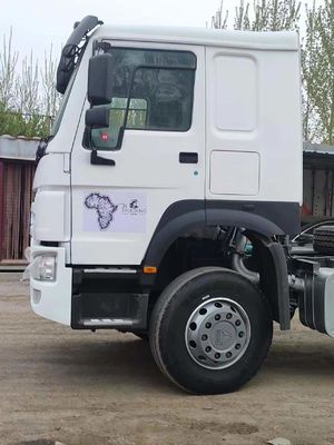 Τρακτικό φορτηγό Sinotruk HOWO 400HP για κέντρα κλήσεων στο εξωτερικό με υψηλή ισχύ &gt; 450 ίππων