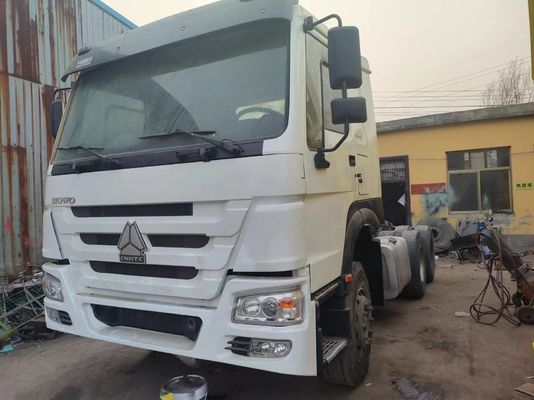 Μηχανοκίνητο καύσιμο ντίζελ λευκό Sinotruk HOWO 6*4 Τρακτέρ φορτηγό χειροκίνητο κιβώτιο ταχυτήτων