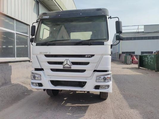 Sinotruk HOWO 6*4 Τρακτικό φορτηγό Δεξιοκίνητο 6800*2496*2950mm Χρησιμοποιούμενη κατάσταση