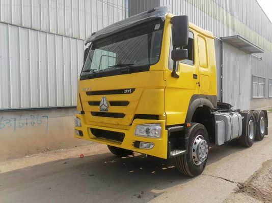 Μεγάλη Ιπποδύναμη Sinotruk HOWO Τρακτέρ Μεγέθος 6800*2496*2950mm