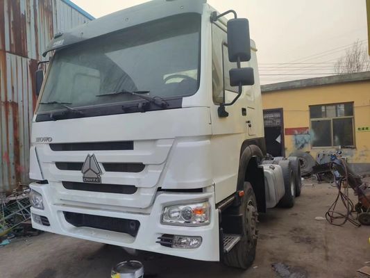 Sinotruk HOWO U-Type Λευκό 6*4 10τροχοφόρο ελκυστήρα με 8500*2496*3450 mm Μέγεθος