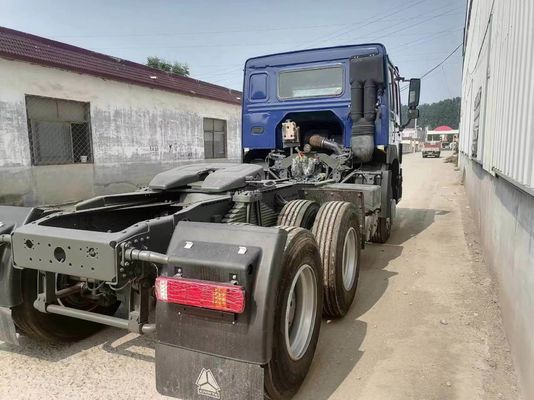 Μπλε Sinotruk HOWO 6X4 10 τροχοφόρο μεταγωγικό φορτηγό με ισχυρή ικανότητα ρυμούλκου