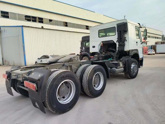 6-8L χειροκίνητο κιβώτιο ταχυτήτων Sinotruk HOWO 6*4 Τρακτέρ φορτηγό για τη μεταφορά βαρέων φορτίων