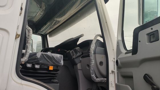 Επαγγελματικό σχεδιασμό Χρησιμοποιούμενο αριστερό κινητήρα Sinotruk HOWO T7h 440HP 500HP 6X4 Τρακτέρ φορτηγό