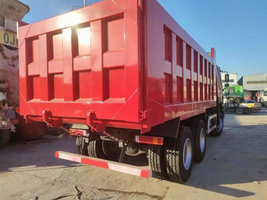 10 ελαστικά Red HOWO 6*4 Dump Truck και μεταχειρισμένο 351-450hp με σχεδιασμό Radial
