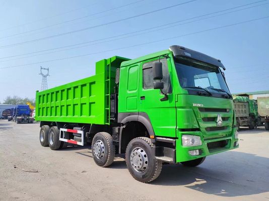 Sinotruk HOWO 8*4 Καμιόνι 375HP Πράσινο χρώμα 10500 x 2600m x 3400mm