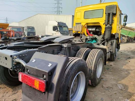 Sinotruk HOWO βαρύ φορτηγό 6*4 ελκυστήρα φορτηγό κίτρινο με εκπομπές Euro 3/4/5 και ≤5 θέσεις