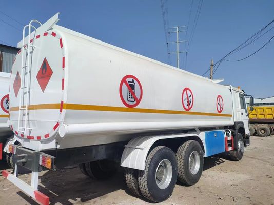 Καυσίμων 6*4 10 τροχών Καρβονικό χάλυβα Καυσίμων για πετρέλαιο 25000 λίτρα