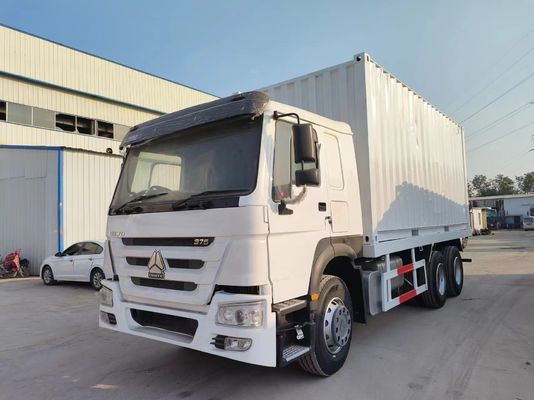 6*4 Σχεδιασμός ακτινών ελαστικών Sinotruck HOWO Λευκό μεταχειρισμένο φορτηγό 10 ελαστικά για τροχιά κίνησης