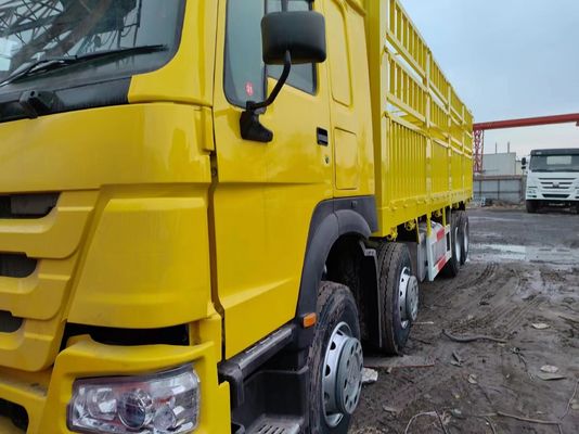 Κίτρινο χρώμα Sinotruck HOWO 6*4 Box Truck Secondhand Truck με πιστοποίηση ISO