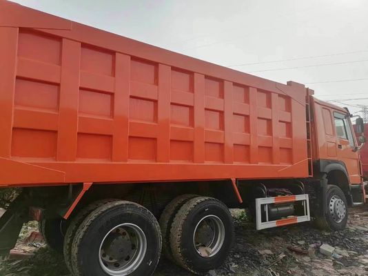 Χρησιμοποιούμενο Sinotruck HOWO A7 6*4 10 τροχών φορτηγό 371-430HP με σχεδιασμό μικτών χρωμάτων