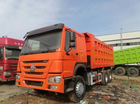 Χρησιμοποιούμενο Sinotruck HOWO A7 6*4 10 τροχών φορτηγό 371-430HP με σχεδιασμό μικτών χρωμάτων