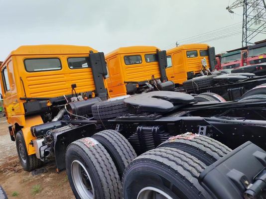 Τρακτικό φορτηγό Shacman 6X4 με σχεδιασμό ακτινοβολικών ελαστικών και 50 τόνων φορτίου χρησιμοποιημένα τρακτέρ φορτηγών