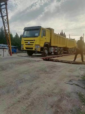 20-100 τόνους 6X4 371HP Sinotruck HOWO Χρησιμοποιημένα φορτηγά απορριμμάτων με πιστοποίηση ελαστικών ISO